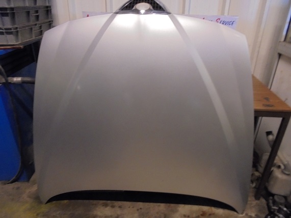 Capot 
ALFA-ROMEO 156
An 01.2002 - 07.2003

Frais de Port sur devis