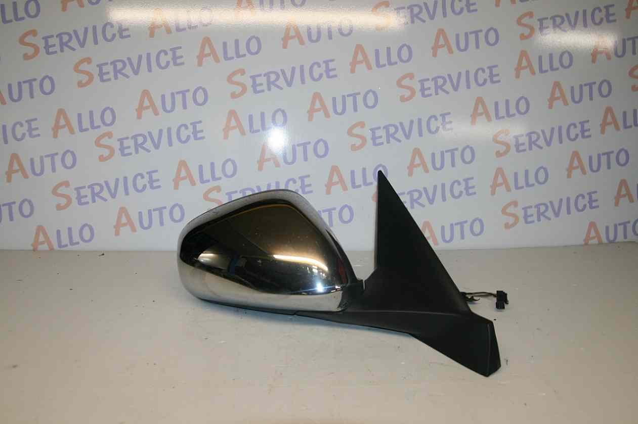 Retro Electrique Droit ALFA-ROMEO Mito
03.2011
