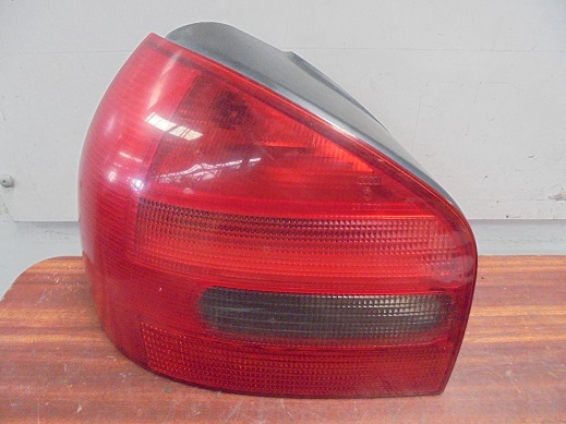 Feu Arriere Gauche
AUDI A3 (8L)
An 09.1996 - 10.2000