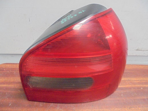 Feu Arriere Droit
AUDI A3 (8L)
An 09.1996 - 10.2000