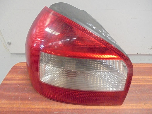 Feu Arriere Gauche
AUDI A3 (8L)
An 10.2000 - 06.2003