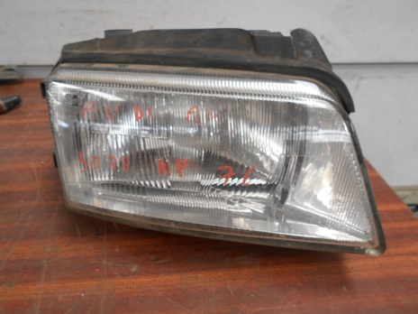 Optique Droit
AUDI A4 Break 1 (8D)

1996-04->1999-02


