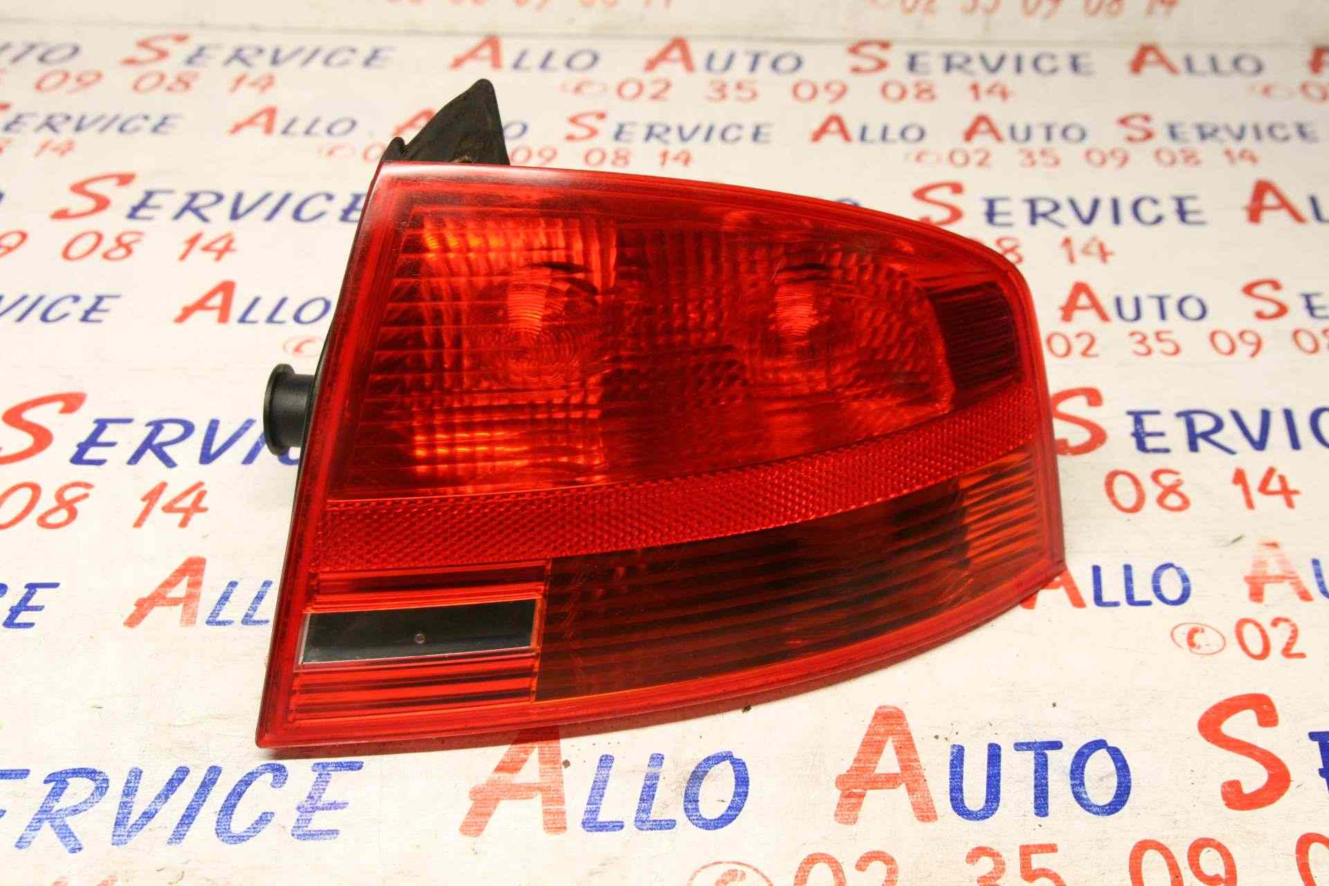 Feu Arriere Droit
AUDI A4 2 Phase 2, 2.5TDI-24V V6 Turbo, 165cv

02/2006


