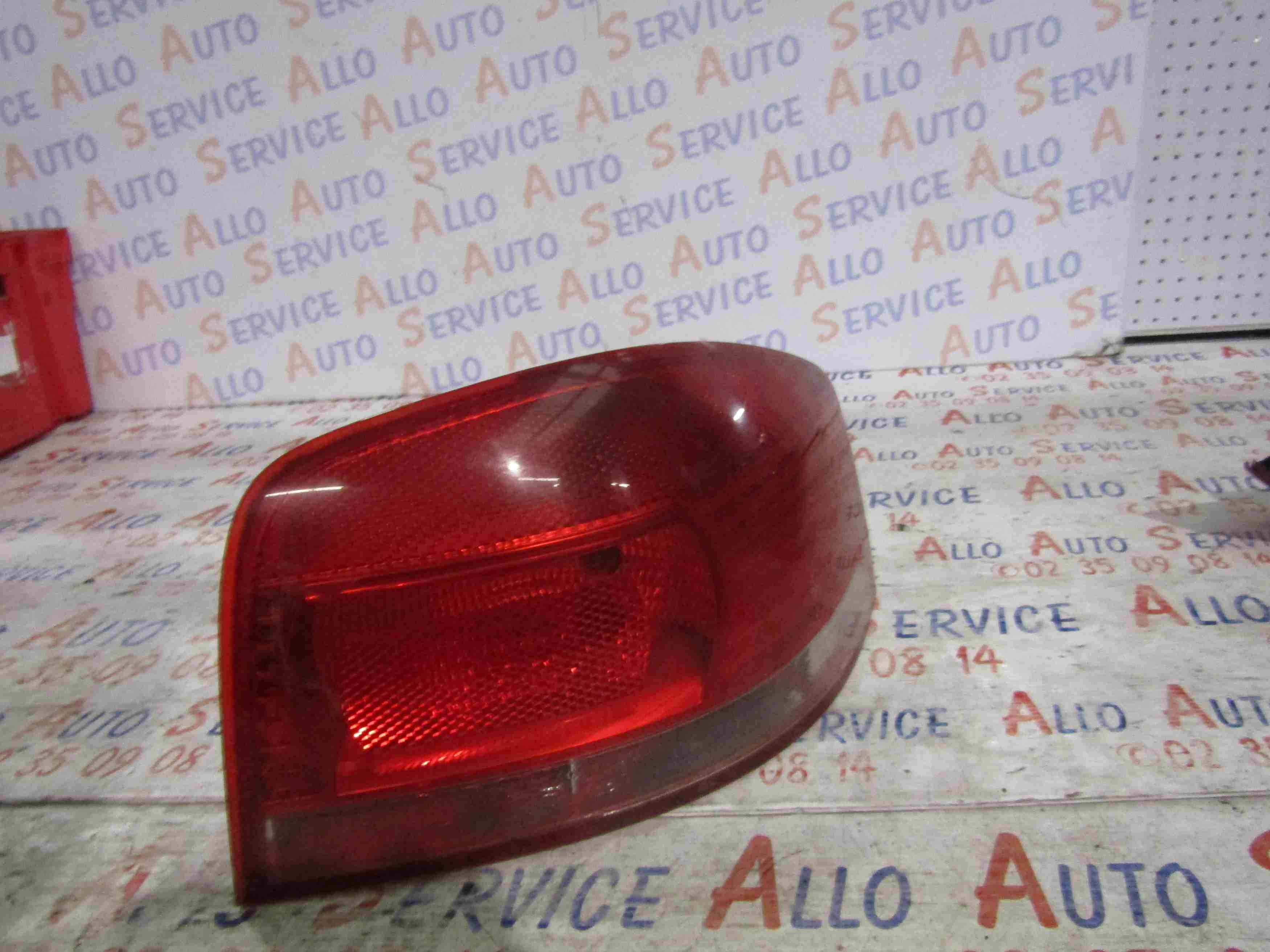 Feu Arriere Droit
AUDI A3 2 Phase 1

09.2004 
Frais de port sur devis



