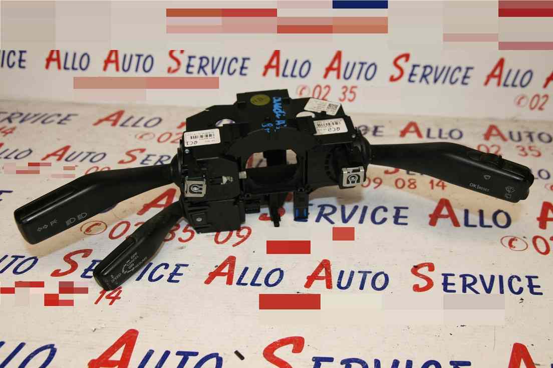 Commodo AUDI A3 2 Phase 1 (8P)
11.2003

Référence Bloc Commodo :
VW1K0953503F
LK01403505

- Coté gauche manquant

Référence Commodo coté Droit :
QC 1 / 8P0953513