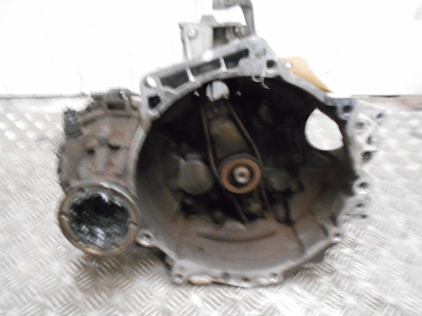 Boite de vitesses 
AUDI A3 1.9 TDI 110CV
An 10.2000 - 06.2003

Type boite : EGR / EBJ / EGW / EGY / JEJ
159 000 Km

Garanti(e) 3 mois

Frais de Port sur devis