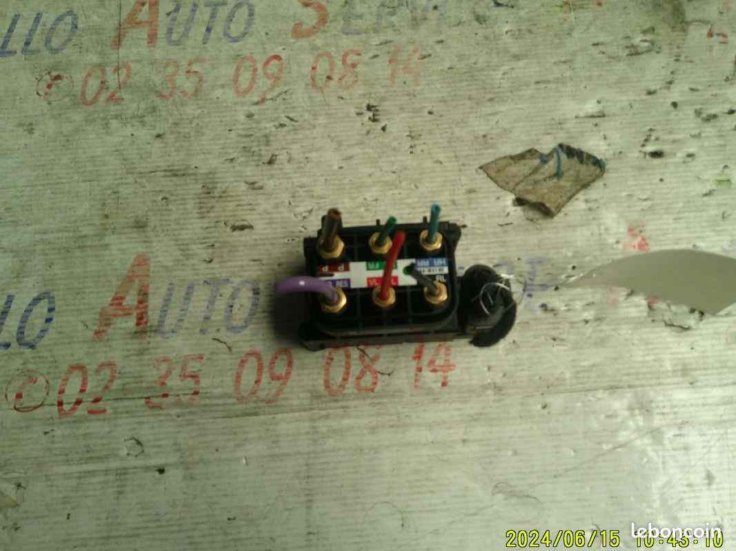 A6 4 ALLROAD PHASE 2 BREAK
COMPRESSEUR SUSPENSION PNEUMAIQUE

garantie 12 mois 