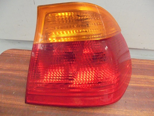 Feu Arriere Droit
BMW Serie-3 320 

Voir photos

