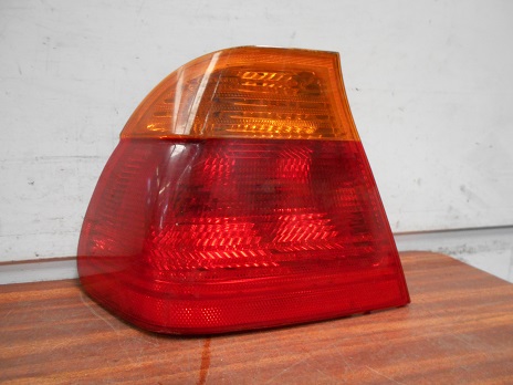 Feu Arriere Gauche
BMW Serie-3 (E46)

An 05.1998 - 09.2001

