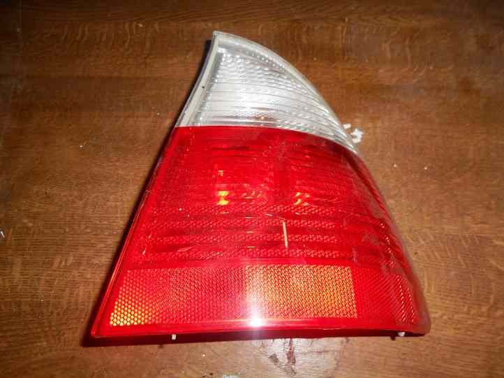Feu Arriere Droit
BMW Serie-3 (E46)
An 09.2001 - 09.2005