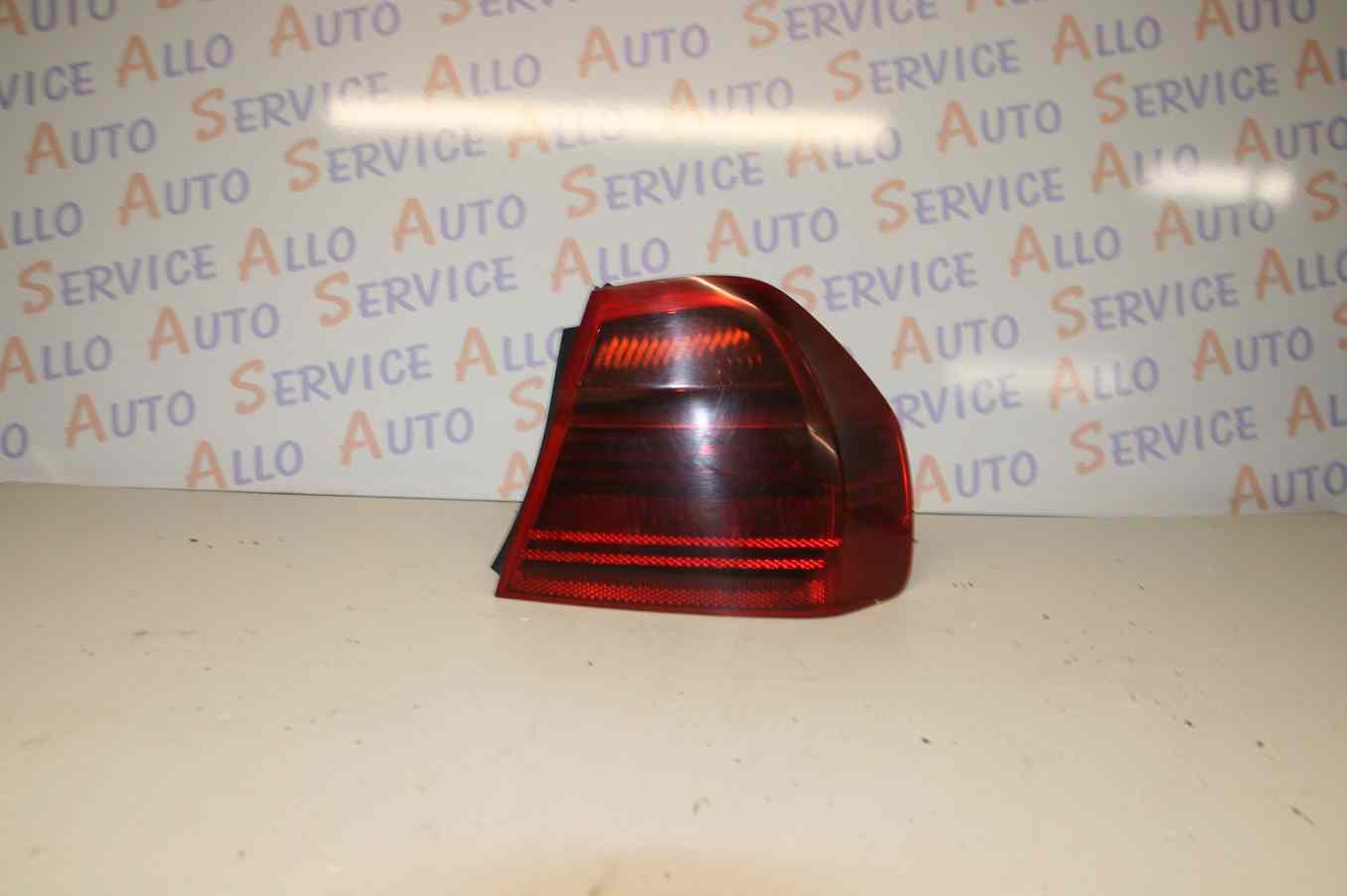 Feu Arriere Droit BMW Serie-3 E90
01.2008
