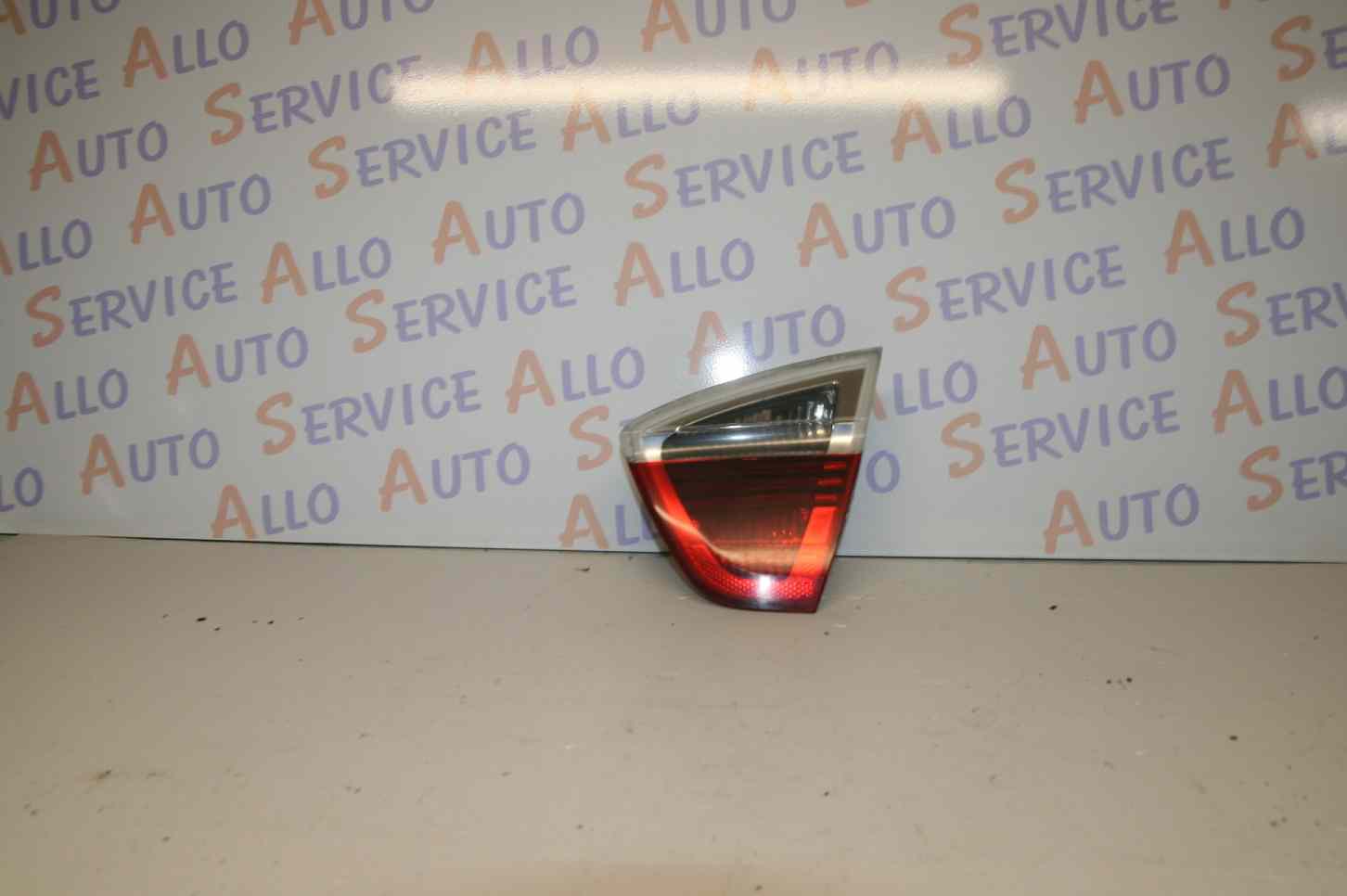 Feu Arriere Droit de Hayon BMW Serie-3 E90
01.2008