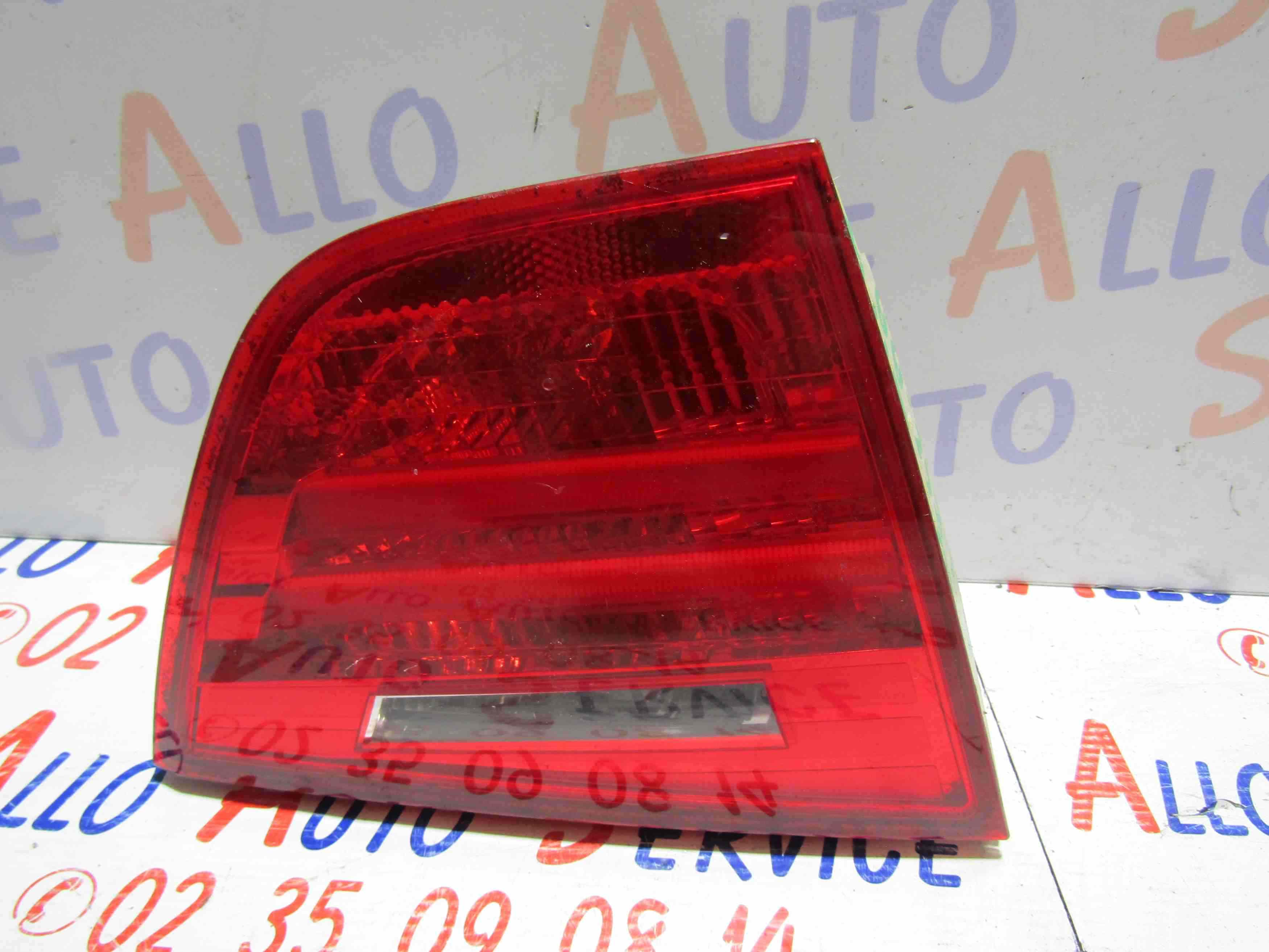 Feu Arriere de hayon Droit
BMW Serie-3 E91 Touring Break Phase 2
04.2010

Frais de port sur devis