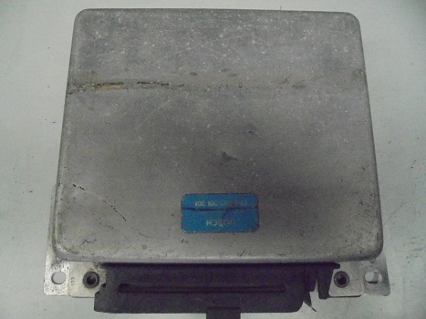 Calculateur 
BMW Serie-3 E30 320i

Bosch 0280 001 301
