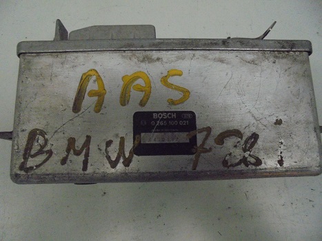 Calculateur ABS
BMW Serie-6 / 7 

Bosch 0265 100 021 

