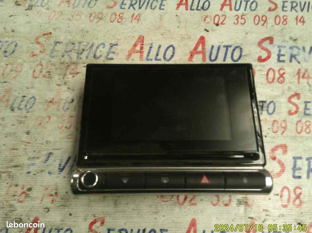   RADIO NAVIGATEUR DISPLAY CITROEN C3  3 PHASE 1
Ref : EMF DGT7CFF CEM00
EEP 07 01
HW : F.01 SW:05.02

