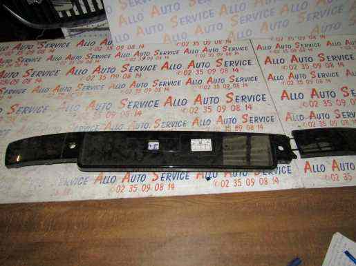 SUPPORT PLAQUE D'IMMATRICULATION

DS DS5 (B81) PHASE 1 5P / 2012
2.0 HDI 160 CH DIESEL 

REF : 9672839777