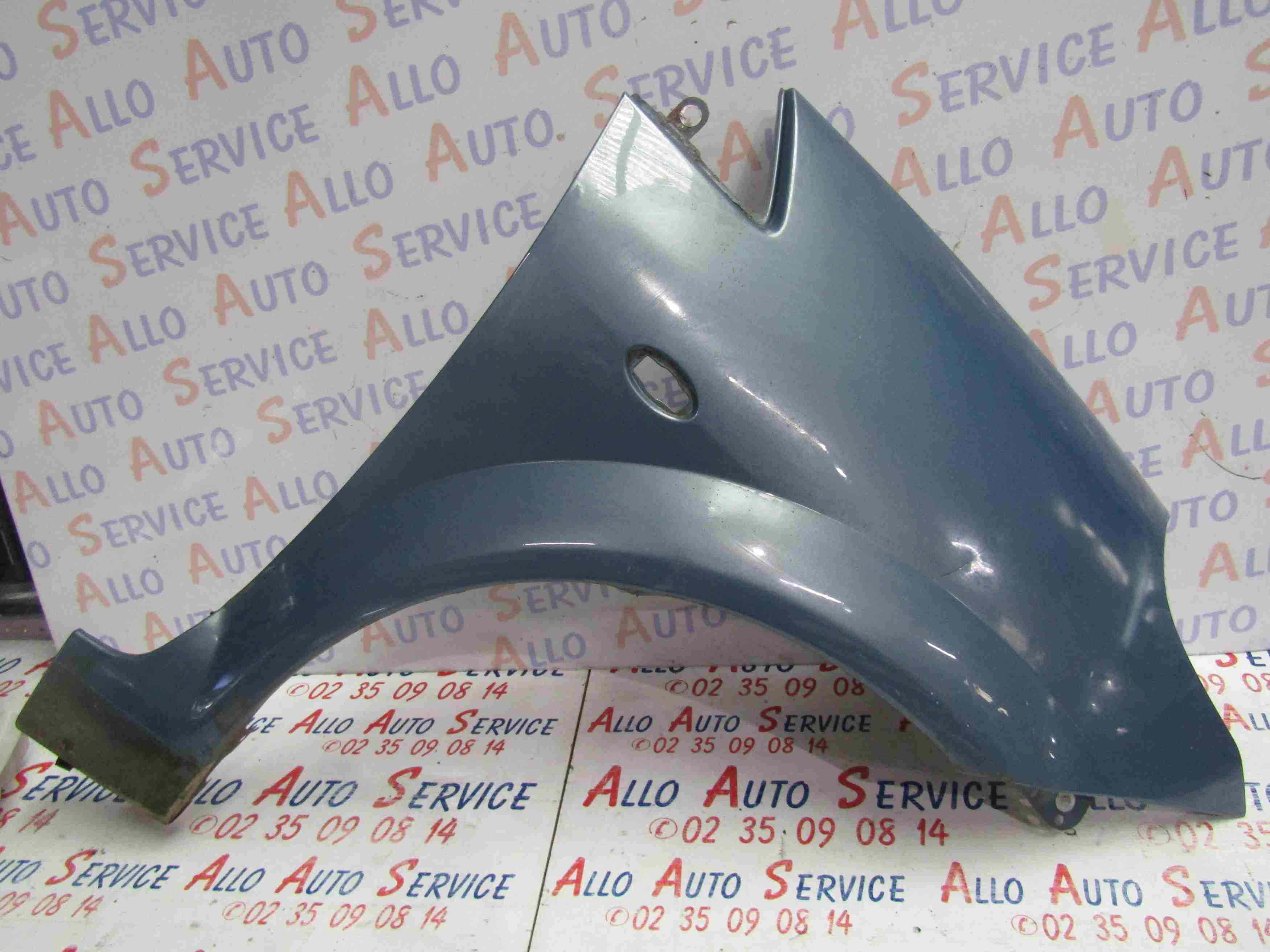 Aile AV Droit
CITROEN C3 Pluriel
07.2004

Quelques rayures
Frais de Port sur devis