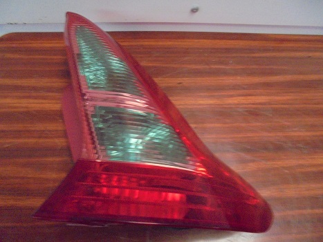 Feu Arriere Droit
CITROEN C4 Coupé
An 09.2004 - 01.2011