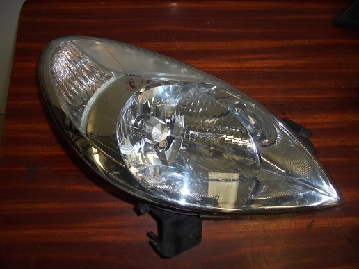 Optique Droit
CITROEN Xsara Picasso
An 02.2004 12.2005

