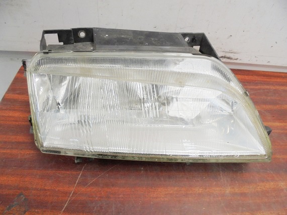 Optique Droit
CITROEN Xantia 2
An 12.1997 - 06.2001