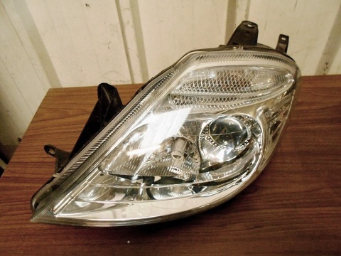 Optique Gauche Xénon
CITROEN C8
An depuis 06.2002