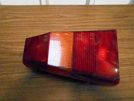 Feu Arriere Gauche
CITROEN AX

