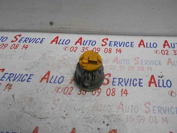 Feu Antibrouillard Gauche
CITROEN C3

Années 02/2002 à 10/2005