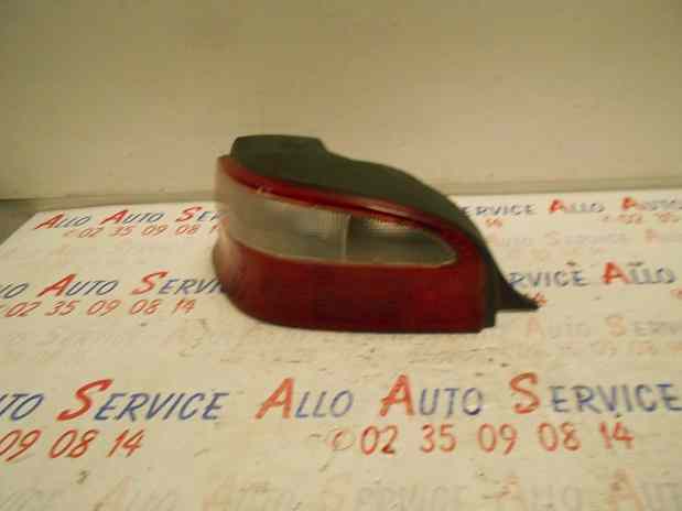 Feu Arriere Gauche
CITROEN Saxo phase 2

Années 01/2001 à 12/2003

