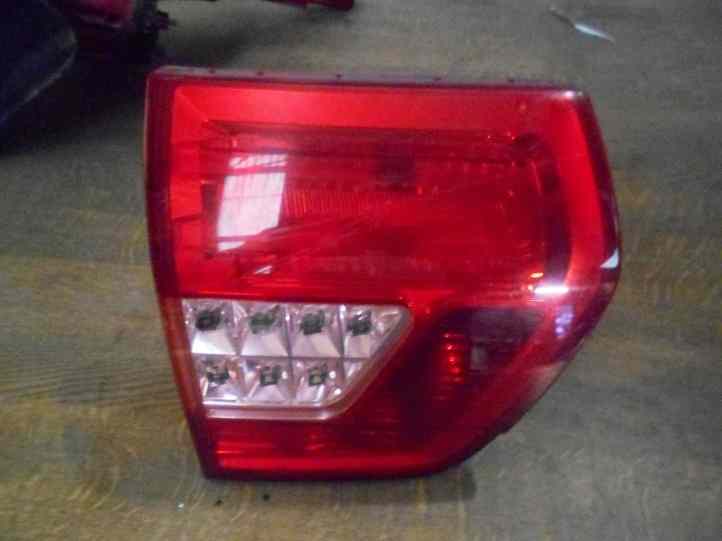Feu Arriere Gauche de Hayon
CITROEN C5 X7
Depuis 08.2006

