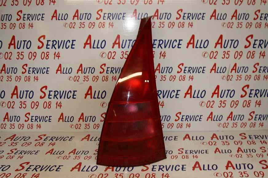 Feu Arriere Droit

CITROEN C3 I PHASE 1 12/2002

2002-04->2005-10

