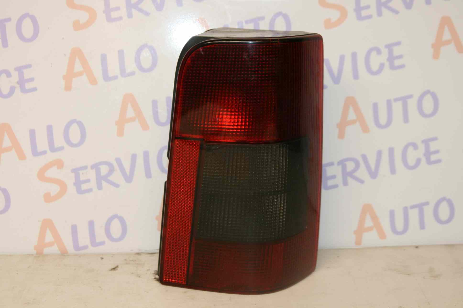 Feu Arriere Droit
CITROEN BERLINGO I PHASE 1
1996-09->2002-11

