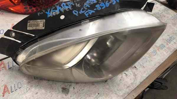 optique Avant DROIT 
CITROEN Xsara Picasso
Ph2
1.6 HDI
Année 2006


