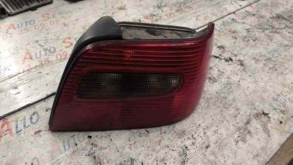 Feu Arrière Droit 
CITROEN Xsara 1
Ph2
2.0 HDI
