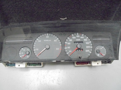 Compteur 
CITROEN Xantia Diesel
An 1994

Jaeger 96125169
154 000 km

