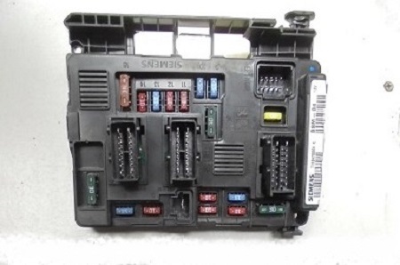 BSM 
CITROEN C2 C3 1.4 HDI 70CV
An 02.2002 - 10.2005

BSM B4 Siemens 
T118470004
9643498780 00

