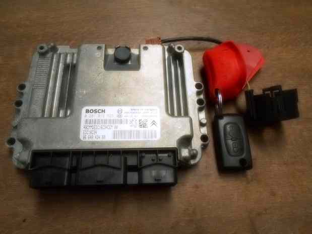 Kit de demarrage 
CITROEN C3 1.4 HDI 70CV
An 10.2005 - 12.2010

Tête de clé + antenne

Calculateur Bosch
0281 012 523 / 9664843480

BSI X03-00 9664983280