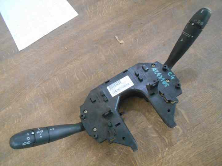 Bloc Commodo 
CITROEN C4
An 2006

Valeo 6242Z0

