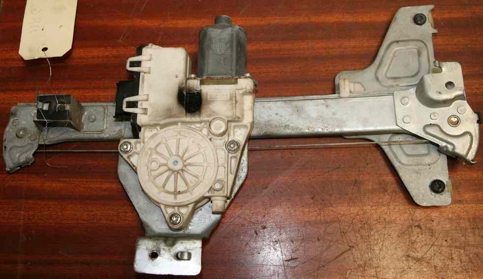 Leve Vitre Ar Gauche CITROEN C4 I PHASE 2 
10/2004
