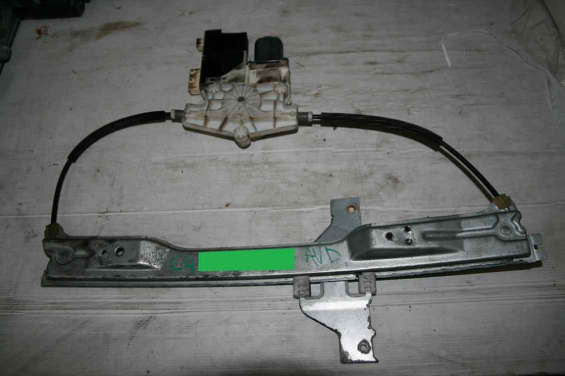 Leve Vitre Av Gauche CITROEN C4 1 ph2
10/2004