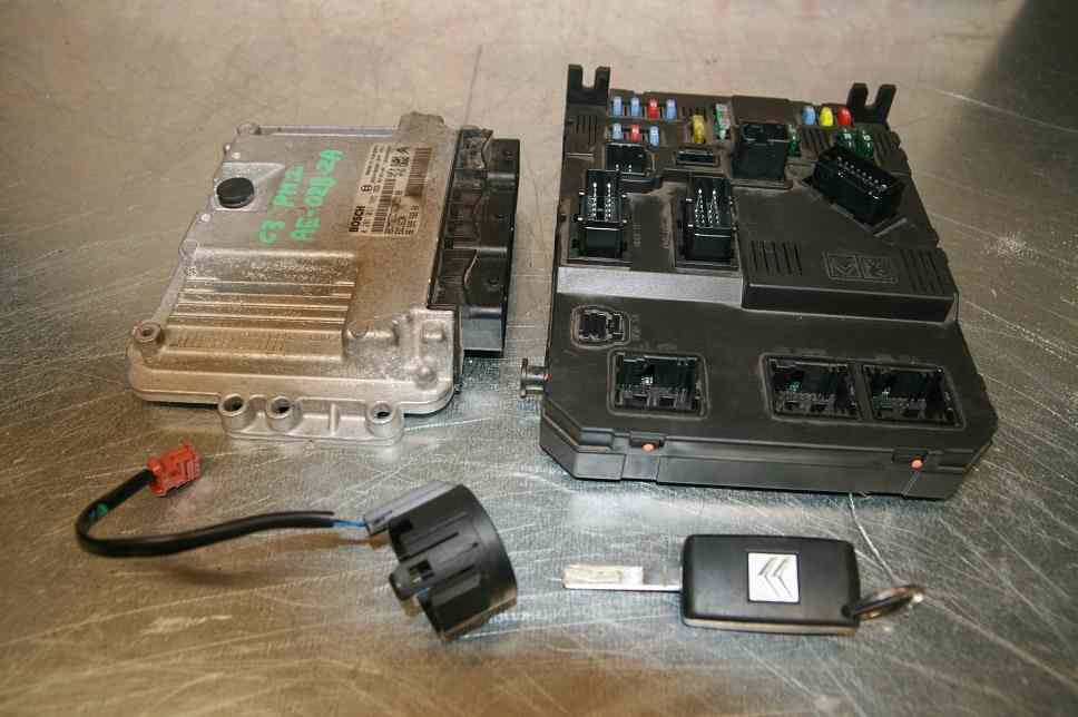 Kit de demarrage CITROEN C3 1.4 HDI 70CV
04.2005

Comprenant : Clé + BSI + Calculateur

Calculateur Bosch :
9658556880
9654490280

BSI : BSI-F02-00
9653665380