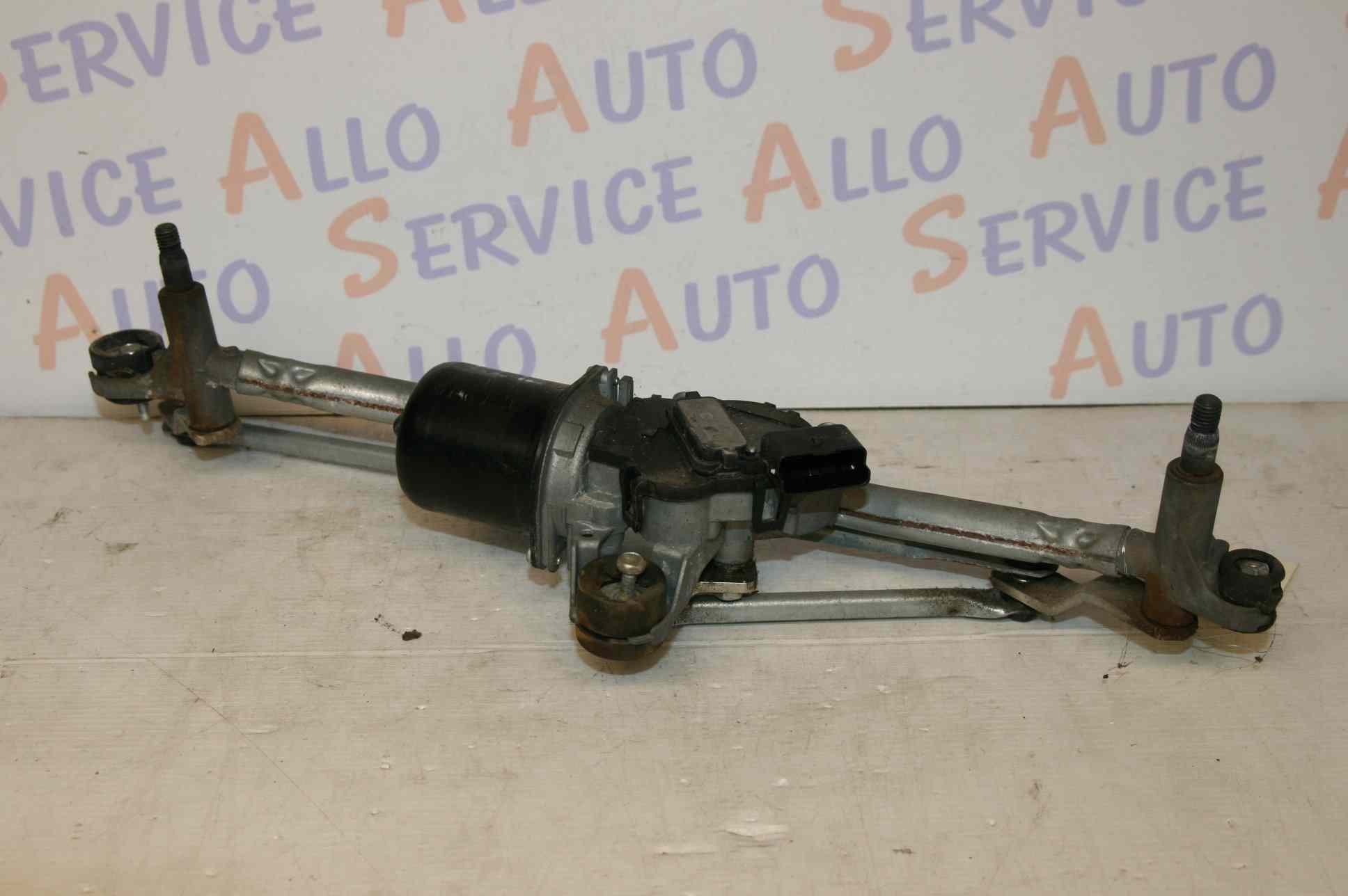Systeme Essuie glace 
CITROEN C3 1 phase 2

référence:963811718003

