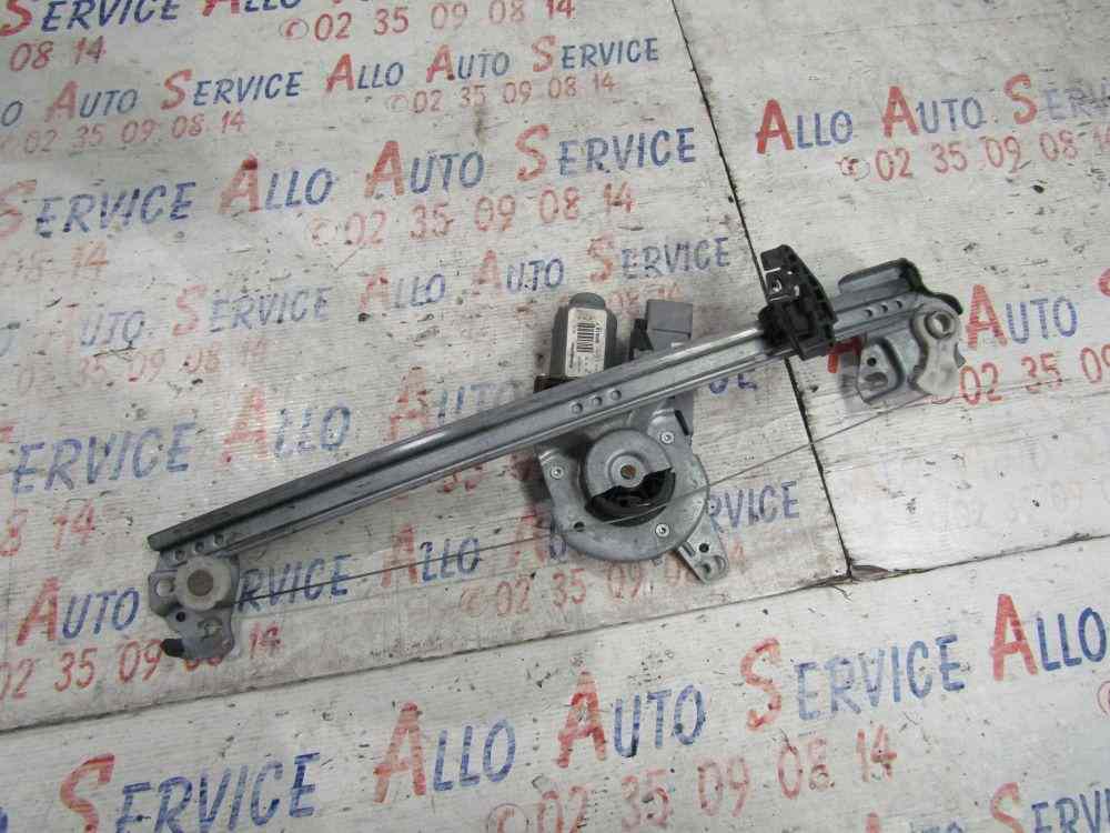 Leve Vitre Av Gauche
CITROEN C3 1 PHASE 1 1.4 HDI 68 CV
06.2002

