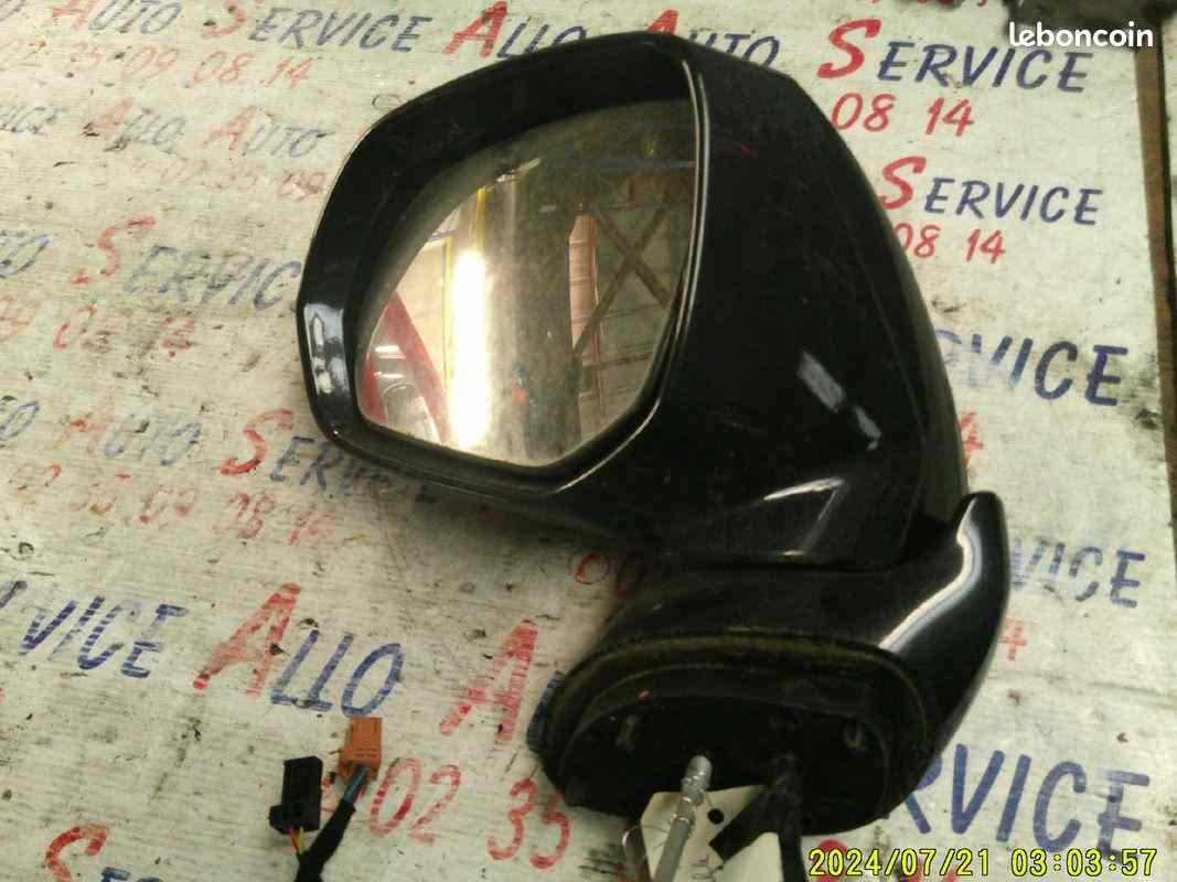 rétroviseur gauche c3 Picasso phase 1
rabattable électrique

