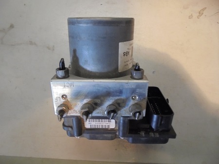 Bloc hydraulique ABS 
CITROEN Jumper 3
An depuis 06.2006 

Bosch 0265 800 717
0265 232 112
100402 8 0351