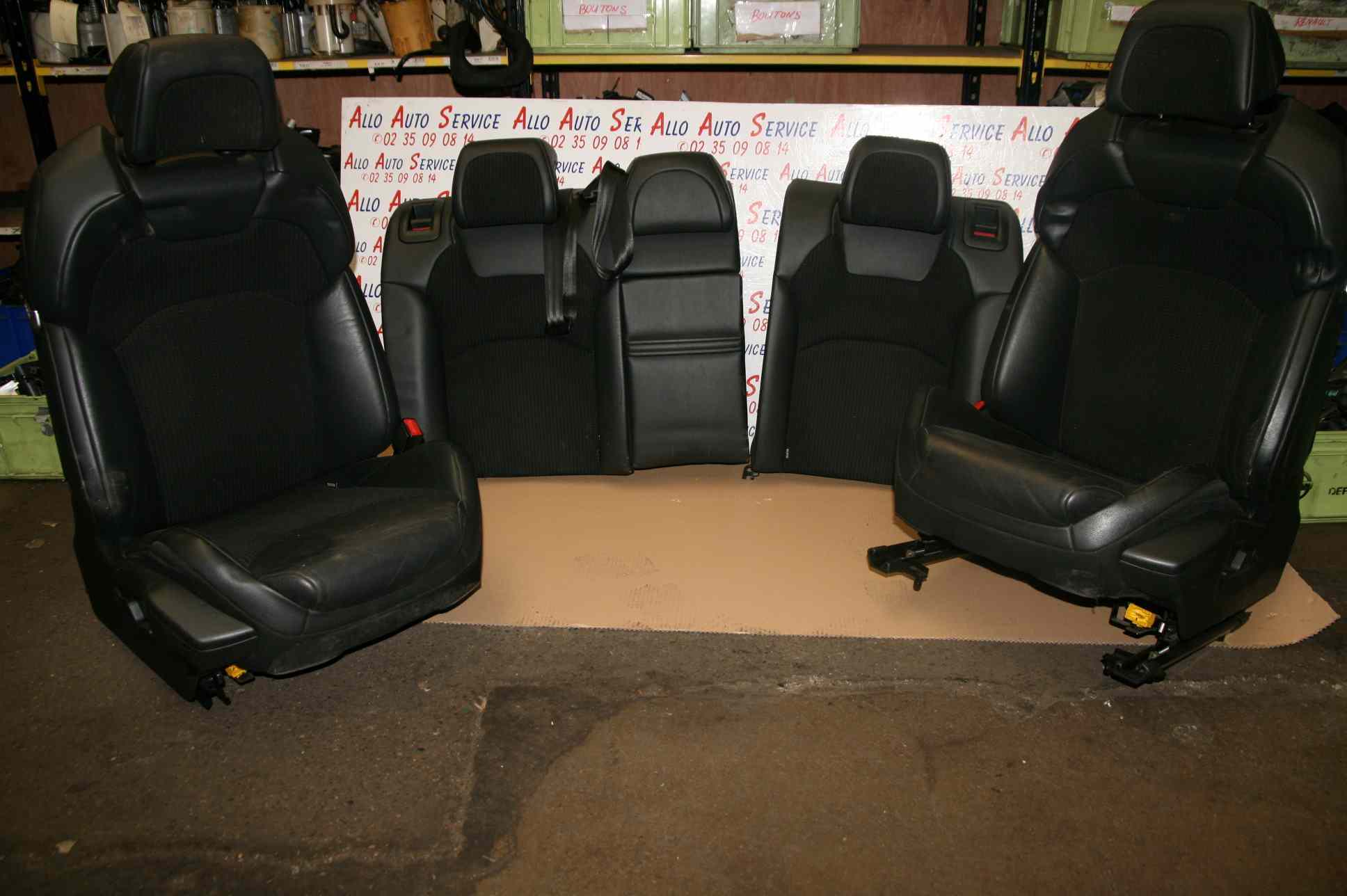 Siege avant electrique chauffant cuir
et dossier arrière MANQUE assise
+ panneau de porte
CITROEN C5 II TOURER (X7) 5P 
2008-06->
