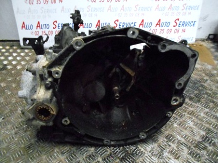 Boite de vitesses 
CITROEN C8 2.2 HDI 16V 130Cv
An 01.2005 - 07.2006

Type boite : 20MB05 / 20MB09
168 000 Km

Garanti(e) 3 mois

Frais de Port sur devis