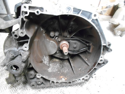 Boite de vitesses 
CITROEN Xsara Picasso 1.6 HDI 90CV  
An 12.2005 - 12.2010

Type boite : 20DP29 / 20DP89
189 000 Km

Garanti(e) 3 mois

Frais de Port sur devis