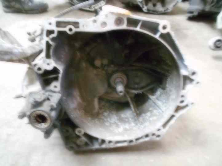 Boite de vitesses 
CITROEN C5 1.6 HDI 110CV
An 09.2004 - 04.2008

Type boite : 20DM65
162 000 Km

Garanti(e) 3 mois

Frais de Port sur devis