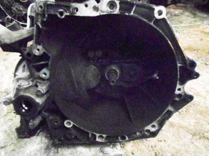 Boite de vitesses 
CITROEN Xsara Picasso 1.6 HDI 16V 110CV
An 2004 - 2010

Type boite : 20DM6B / 20DMF2
182 000 Km

Garanti(e) 3 mois

Frais de Port sur devis